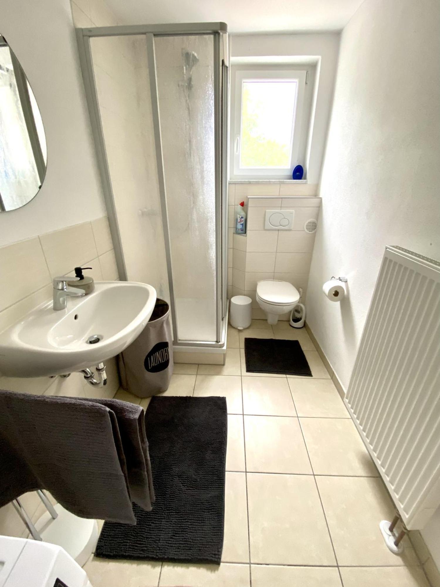 3 Zimmer Apartment Mit Flussblick - Self Check-In Eggenfelden Esterno foto