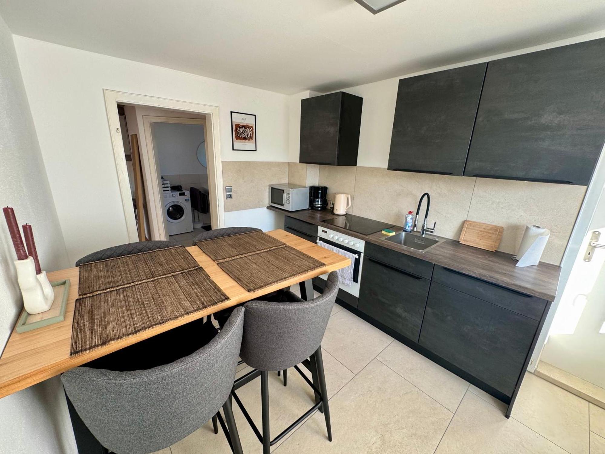 3 Zimmer Apartment Mit Flussblick - Self Check-In Eggenfelden Esterno foto